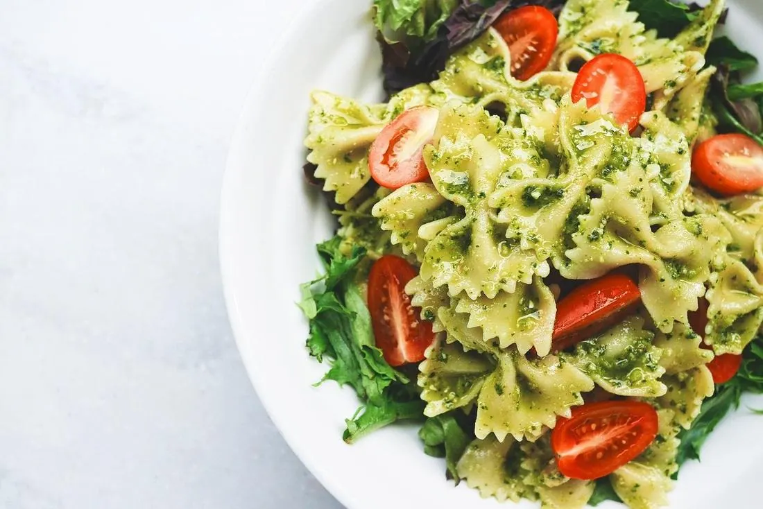 Pesto Makarna Salata